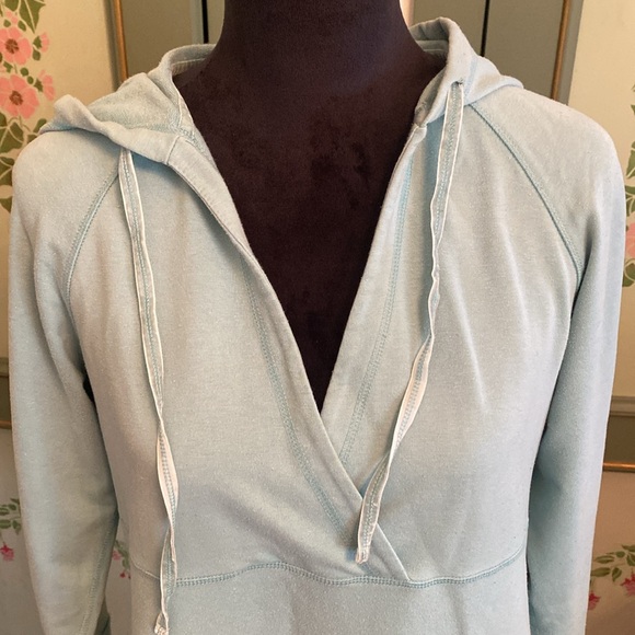 DANSKIN V-NECK HOODIE WITH FRONT POCKET Size L (12/14) - Picture 5 of 7